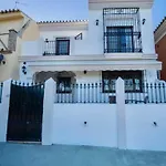 Semesterbostad Preciosa Casa 4 Con Piscina Privada Estepona